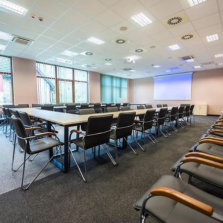 Centrum Promocji Lesnictwa W Mucznem Lutowiska Exteriér fotografie