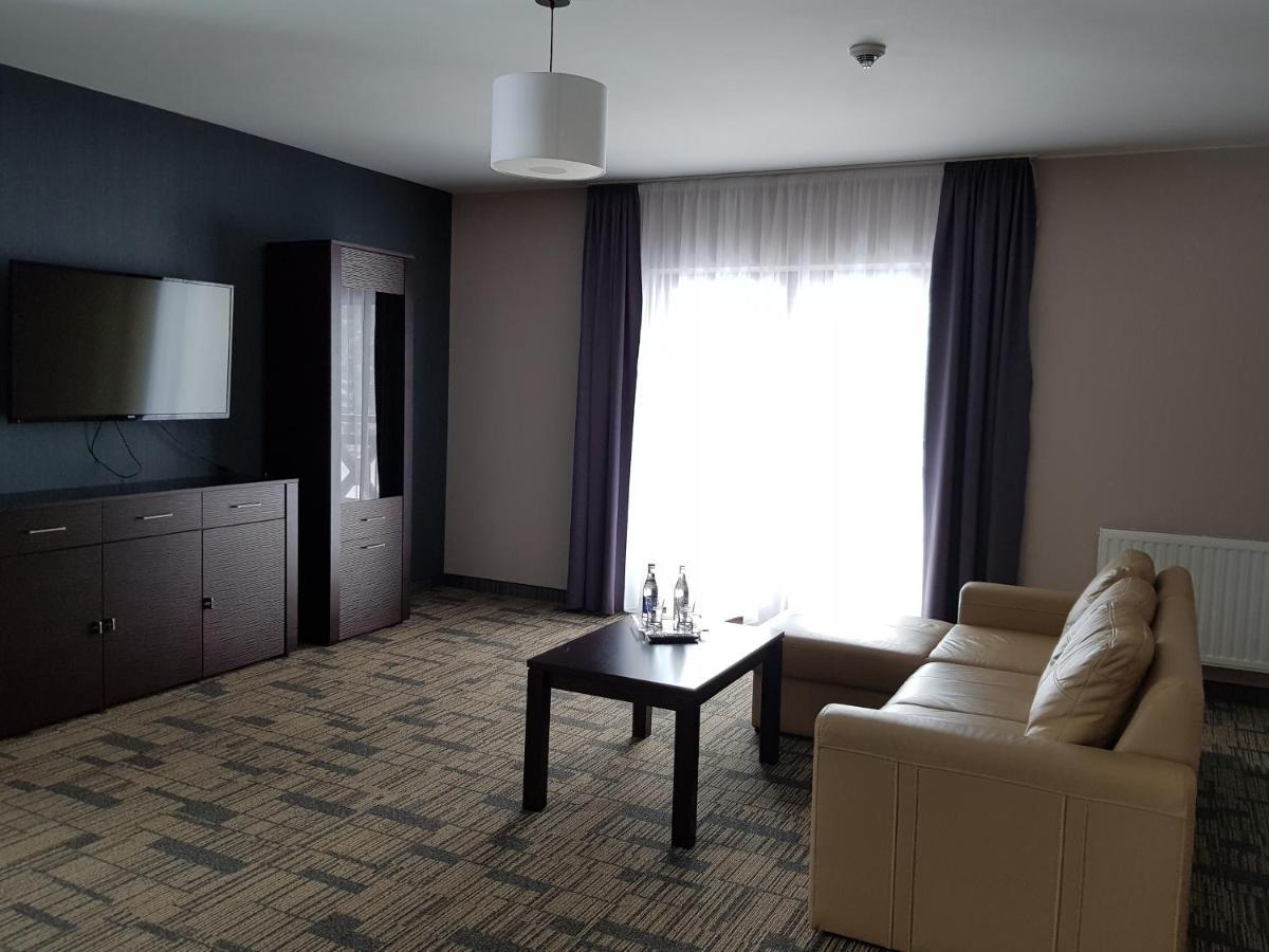 Centrum Promocji Lesnictwa W Mucznem Lutowiska Exteriér fotografie