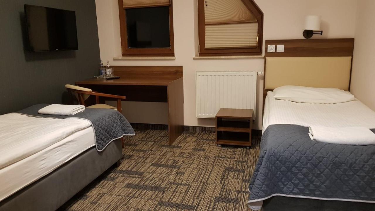Centrum Promocji Lesnictwa W Mucznem Lutowiska Exteriér fotografie