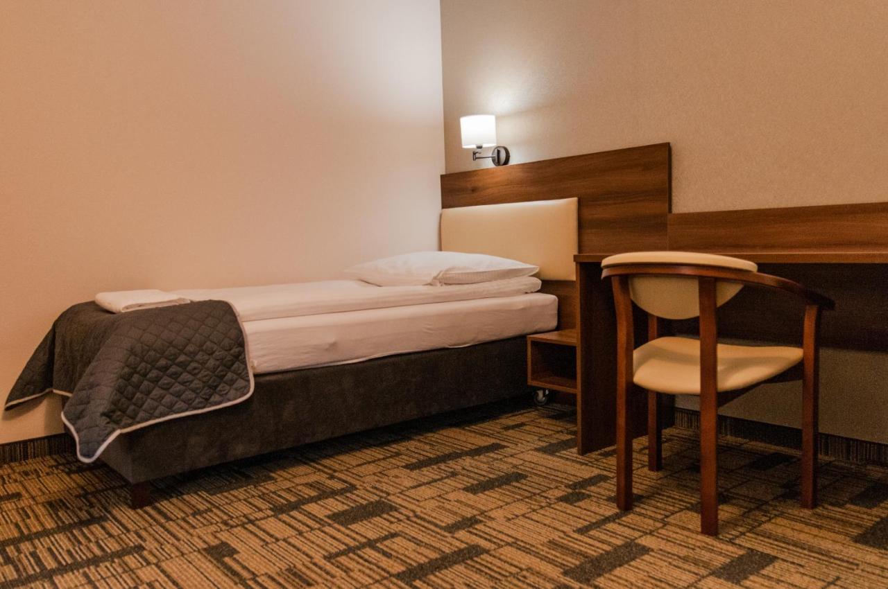 Centrum Promocji Lesnictwa W Mucznem Lutowiska Exteriér fotografie